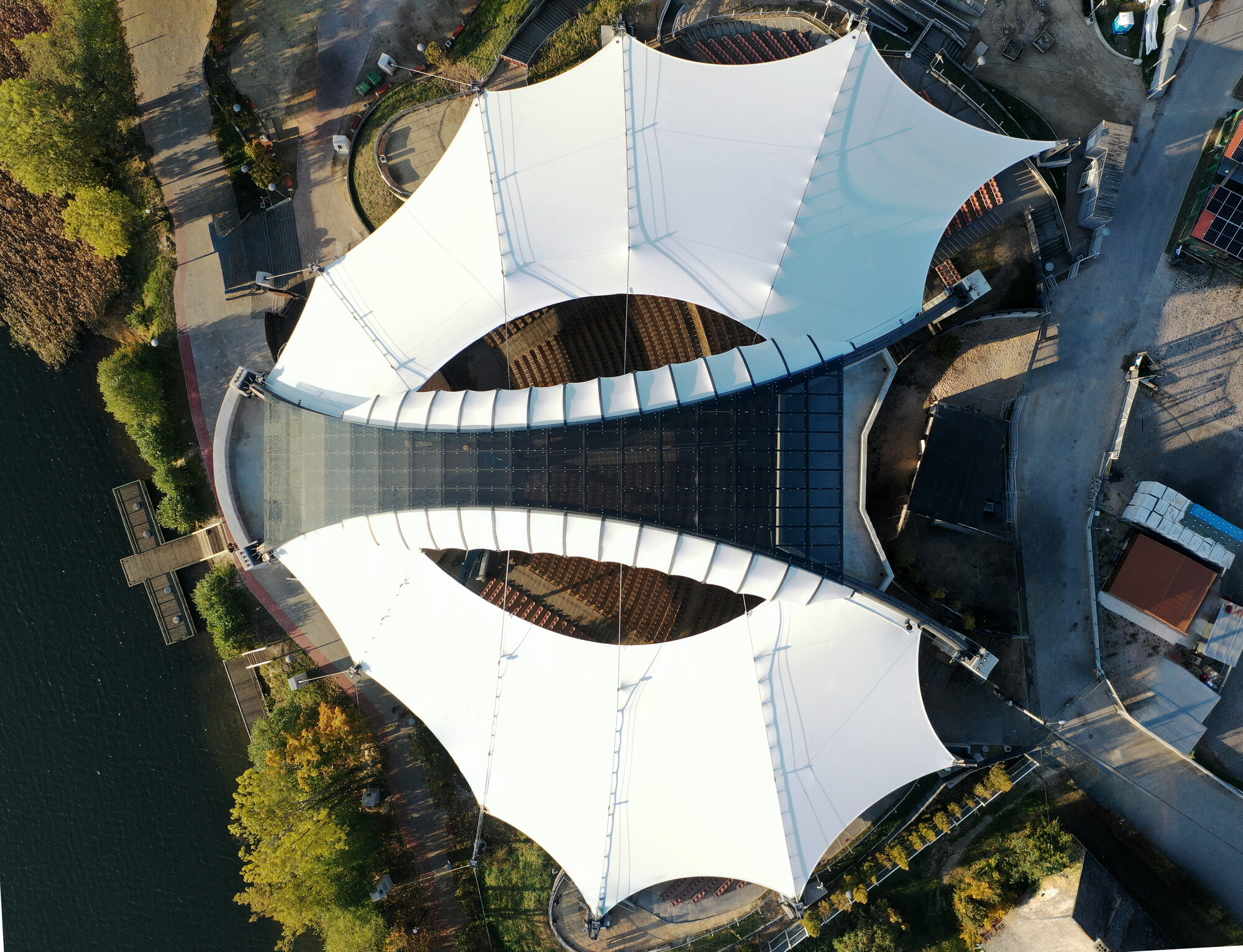 Str ucture Retractable Membrane Roof